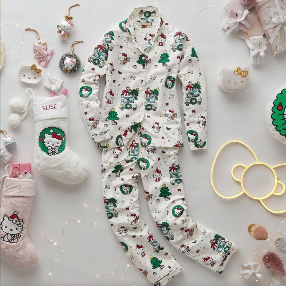 Hello Kitty Organic Flannel Christmas Pajama Set - Pottery Barn Teen